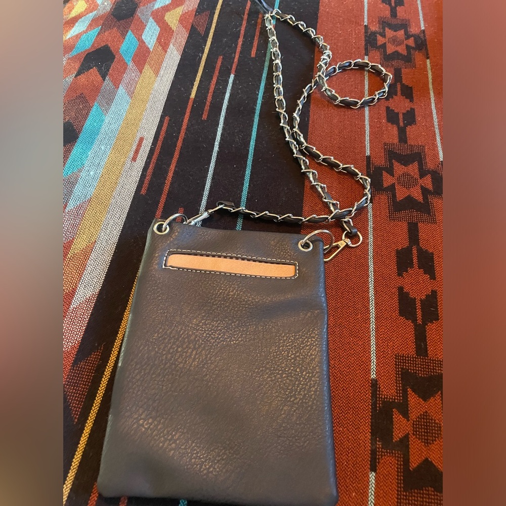 Purse - Picture 2 of 3